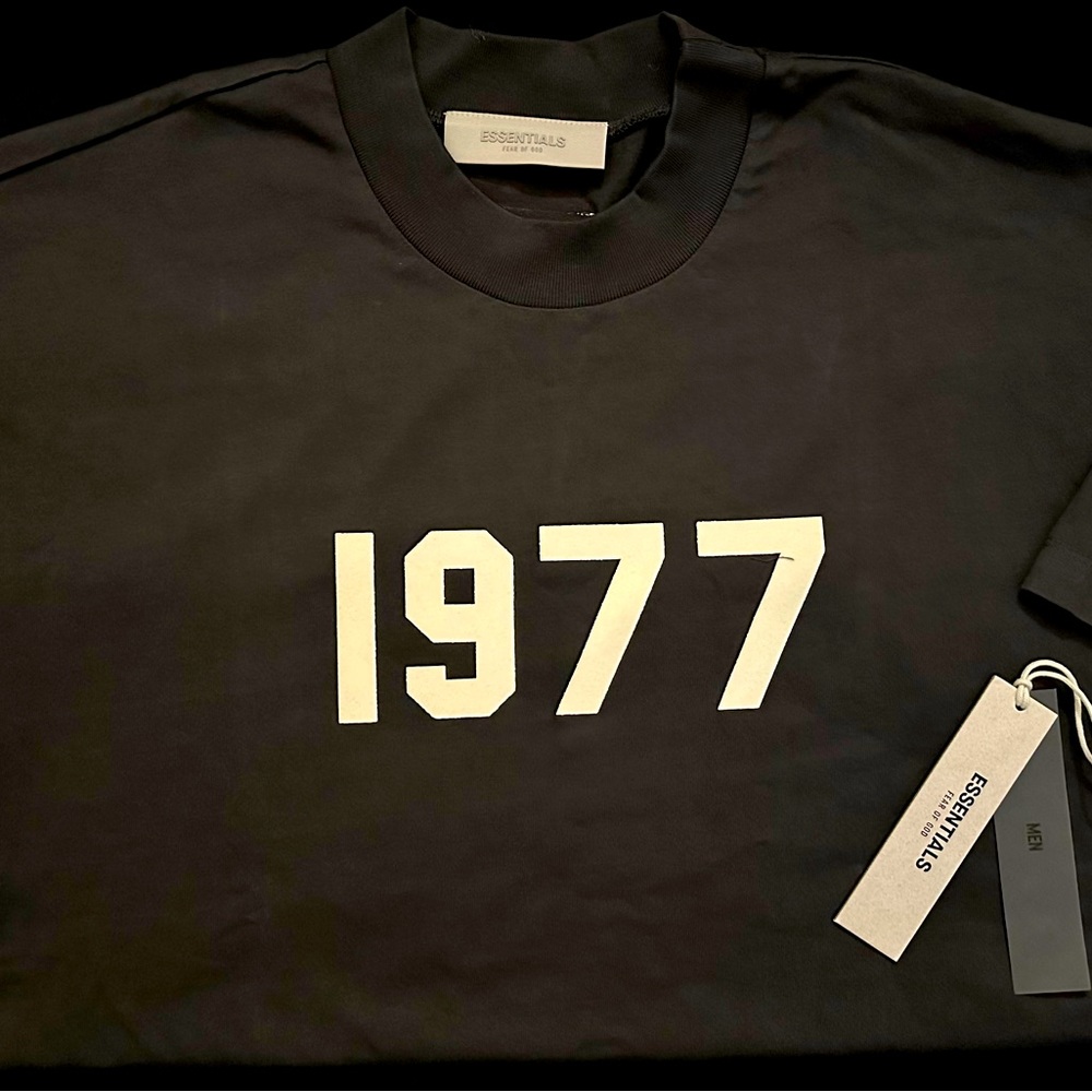 Essentials 1977 Mens T-shirt